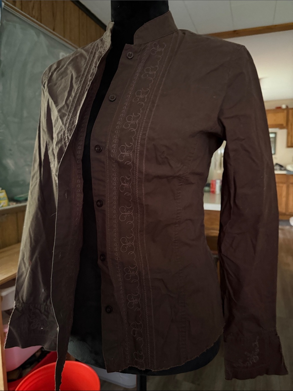 fitted button up - Picture 2 of 5